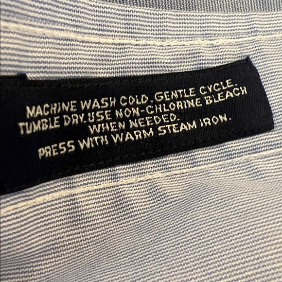 Daniel Cremieux  Light Blue Dress Shirt 17 1/2 x 35 - Picture 3 of 5